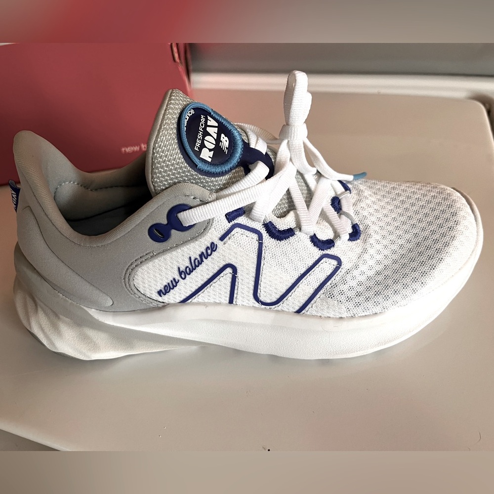 New Balance size 6